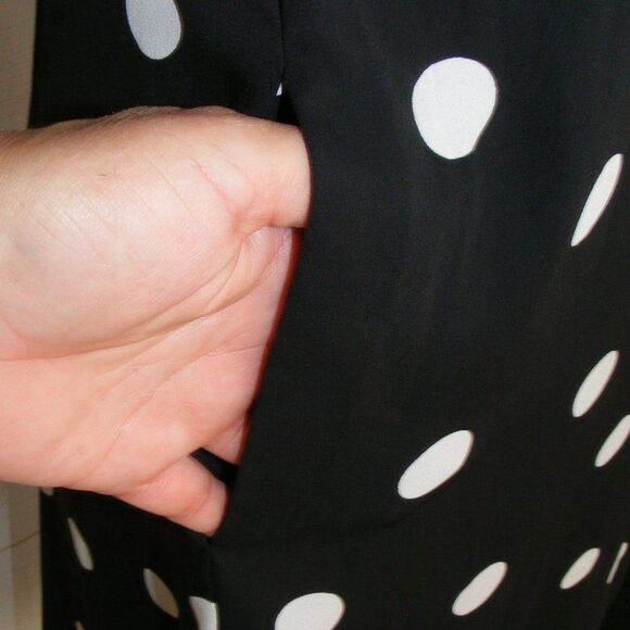 WORTHINGTON Wrap Dress, M, Varying Polka dots, Flutter sleeve - Picture 8 of 11